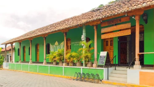 PURE – Gym, Spa and Yoga Studio