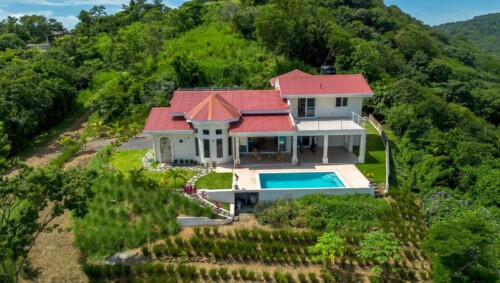 Hilltop Home in Big Sky Ranch , Nicaragua